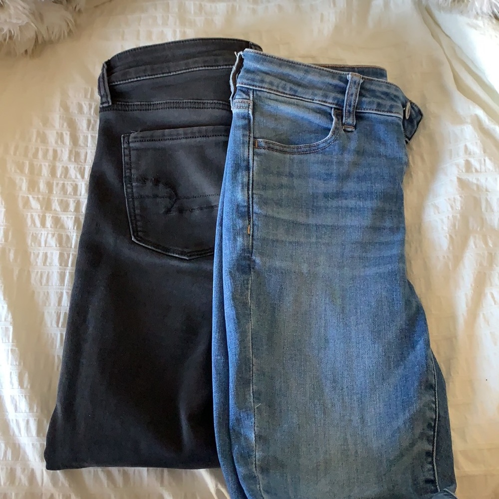 Bundle American EagleNextLevelStretch jeans size 2